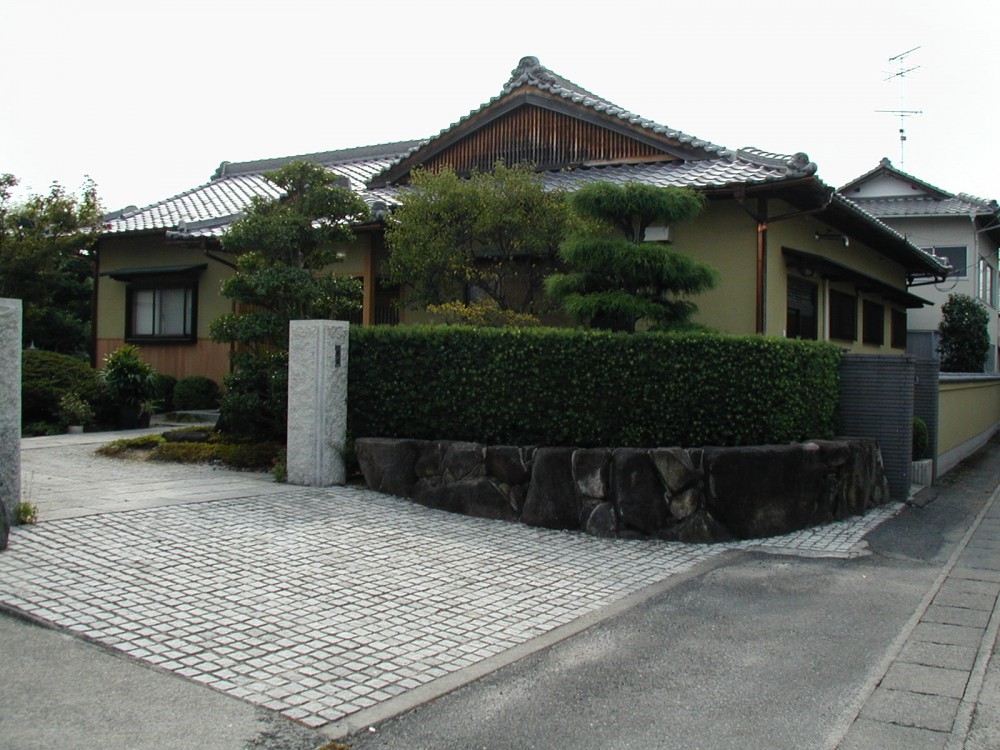 明るく段差の無いキッチンに！ご高齢のご夫婦の為のLDKリフォーム