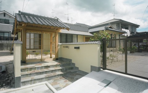 ≪岩国市≫数寄屋門のある和風住宅