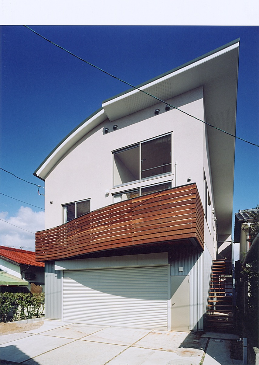 事務所兼用の鉄骨造の住まい