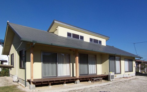 ≪岩国市≫越屋根のある明るい平屋作りの住宅