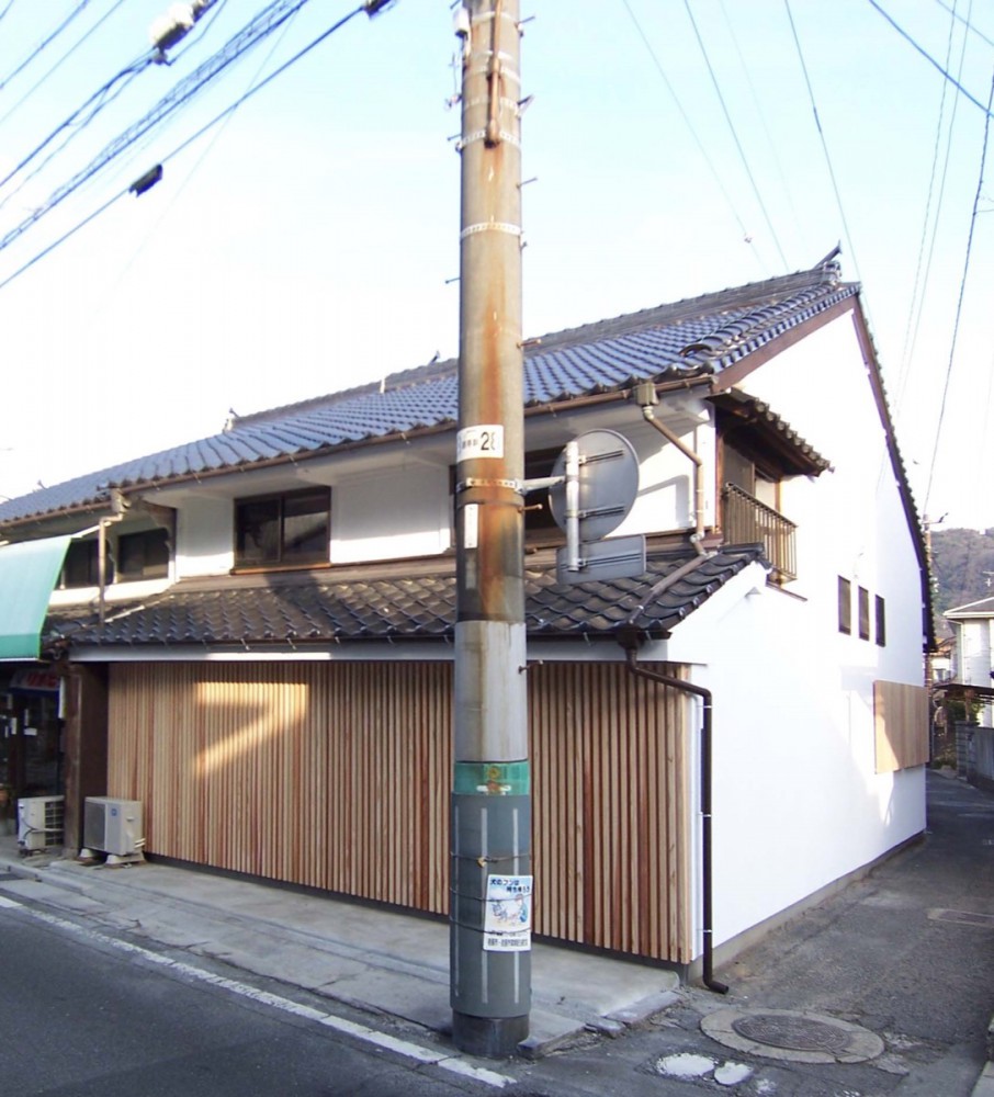 旧街道沿いに建つ古民家をリノベーション