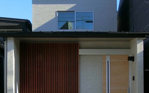 ≪岩国市≫城下町の狭小地で建て替えたコンパクトハウス