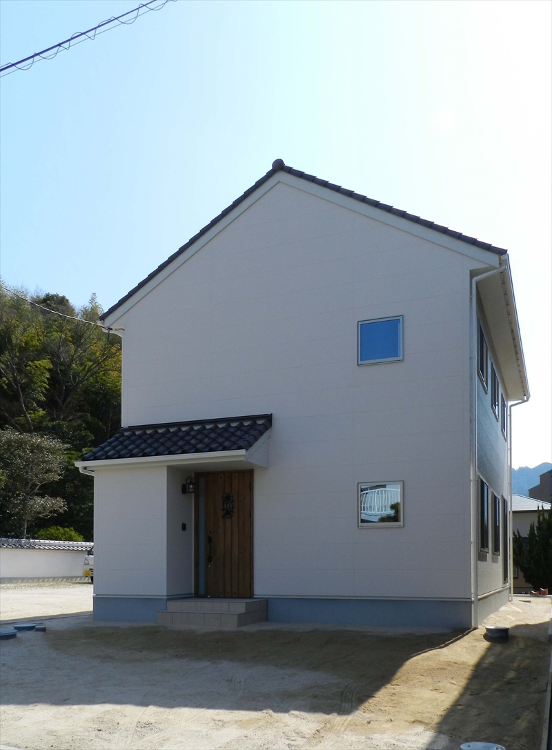 ≪廿日市市大野町≫スッキリとシンプルな洋風の住まい