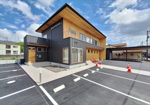 ≪岩国市≫社員の輪と会社の発展を促すエコオフィス　