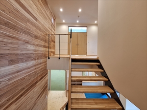 ≪岩国市≫社員の輪と会社の発展を促すエコオフィス　